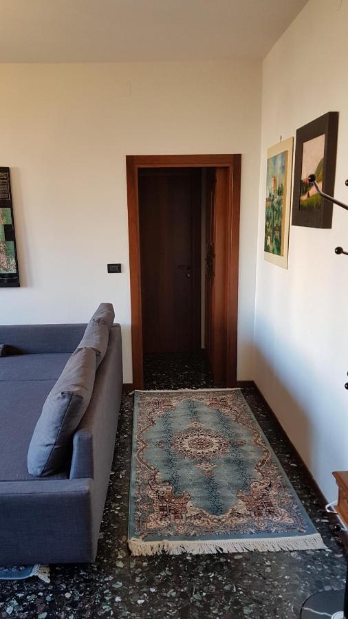 Angela Di House Appartement *